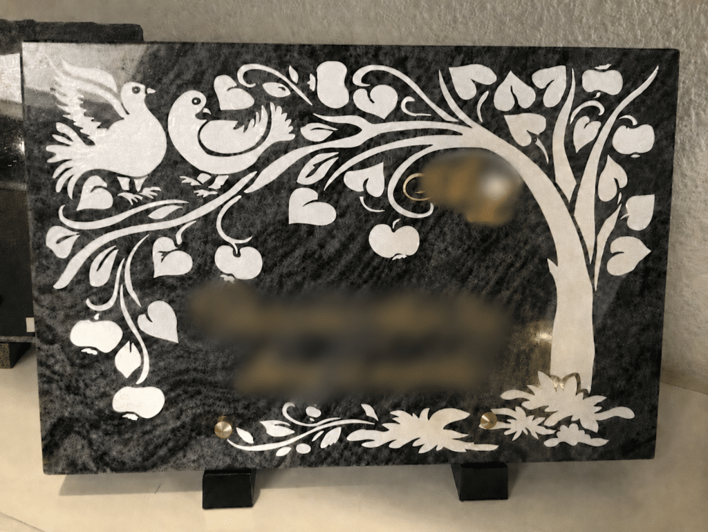 Plaque décorative arbre et oiseaux blancs